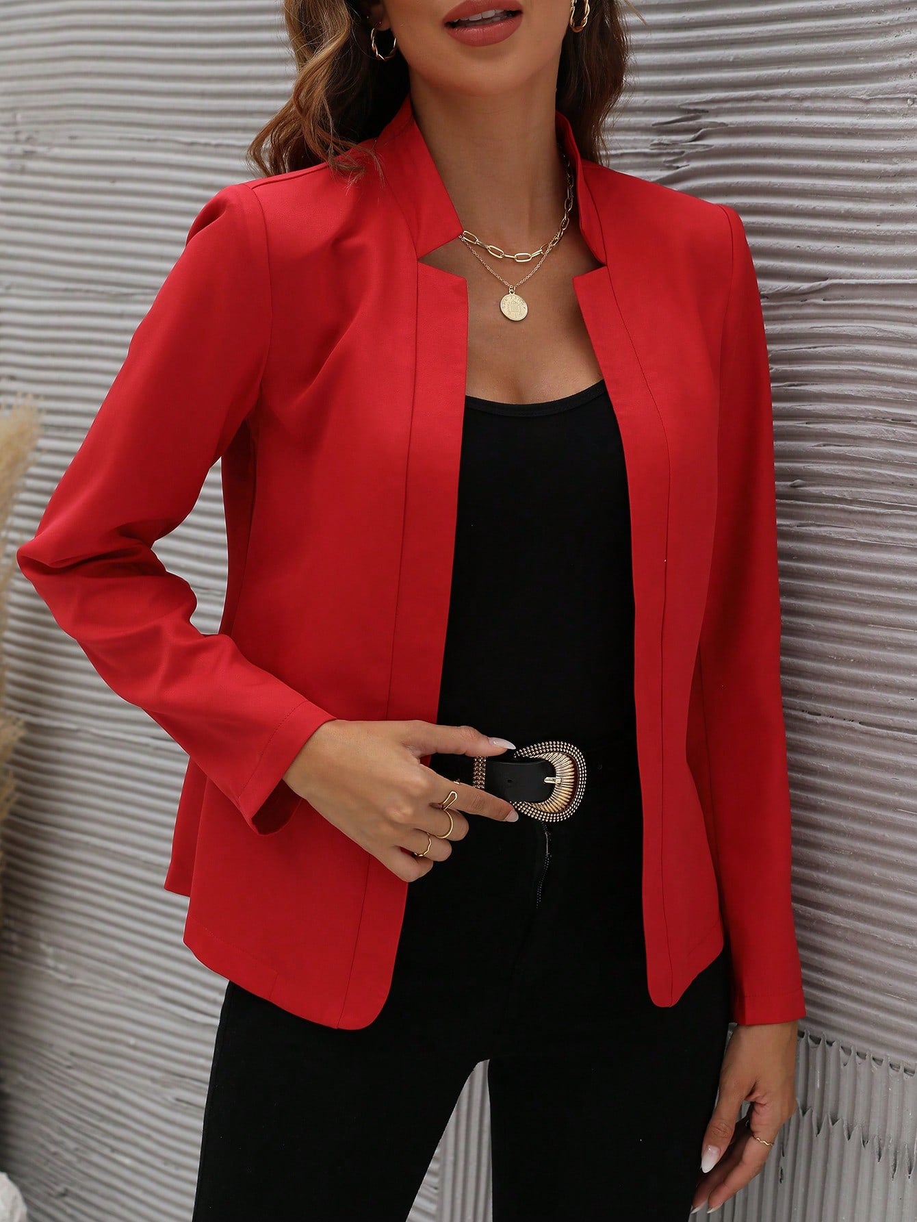 Chic Blazer for Effortless Business Casual Elegance