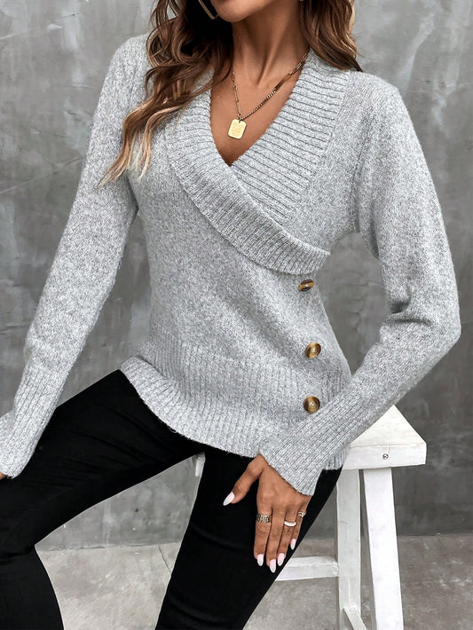 Chic & Cozy: Relaxiva Sweater with Button Details