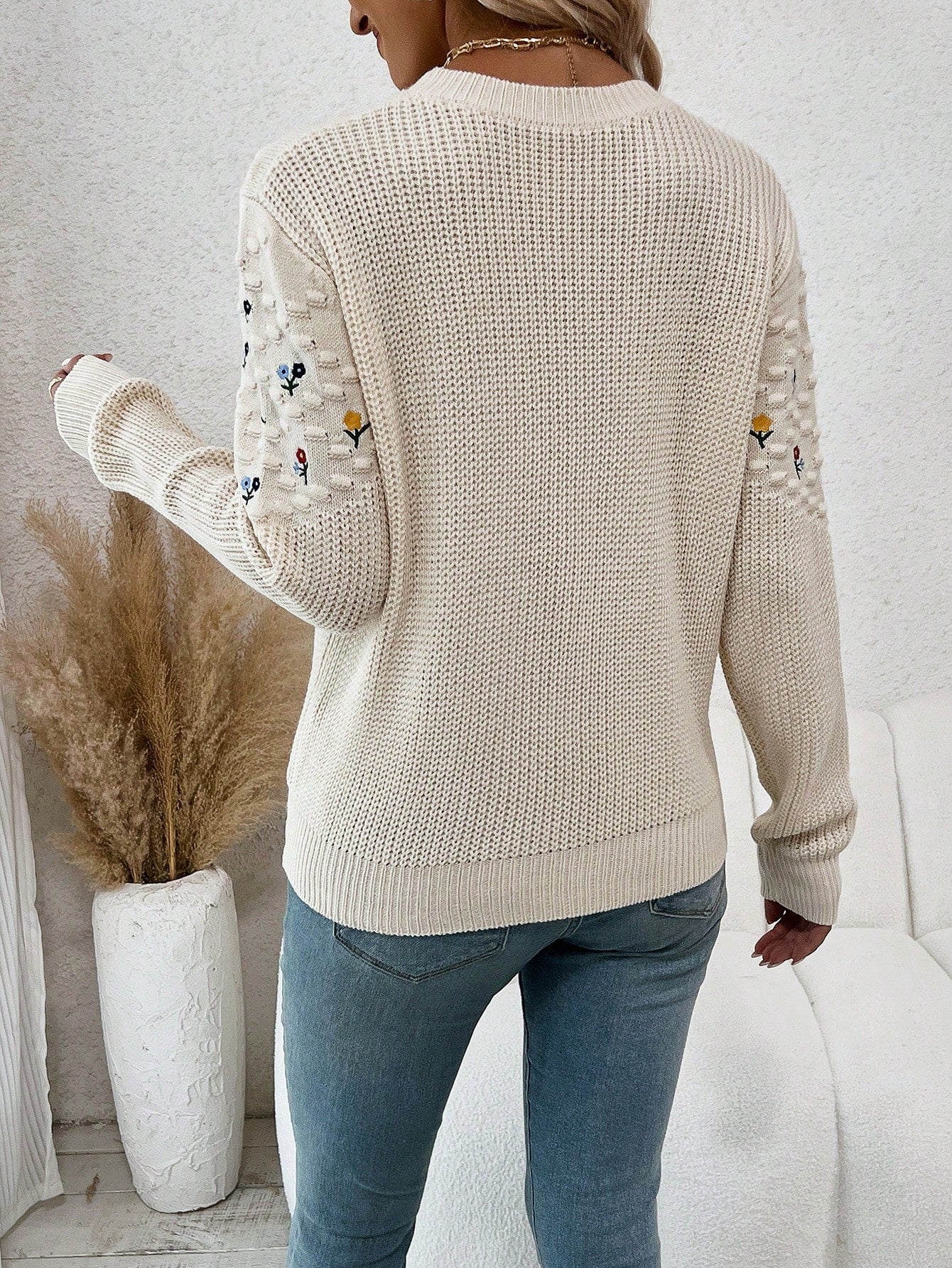 Chic Floral Embroidered Sweater