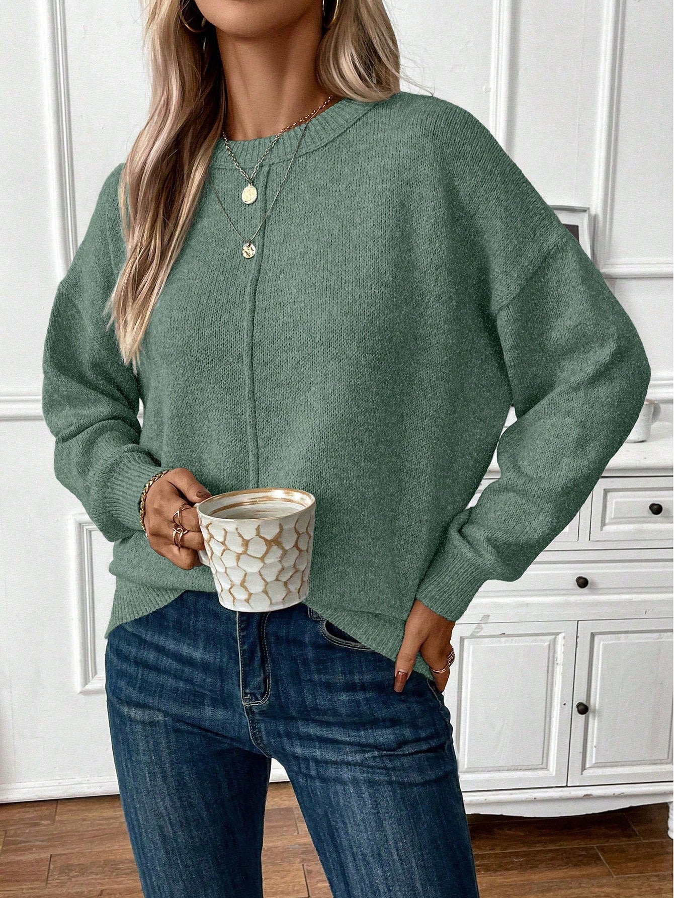 Chic Comfort: LUNE Women's Sweater