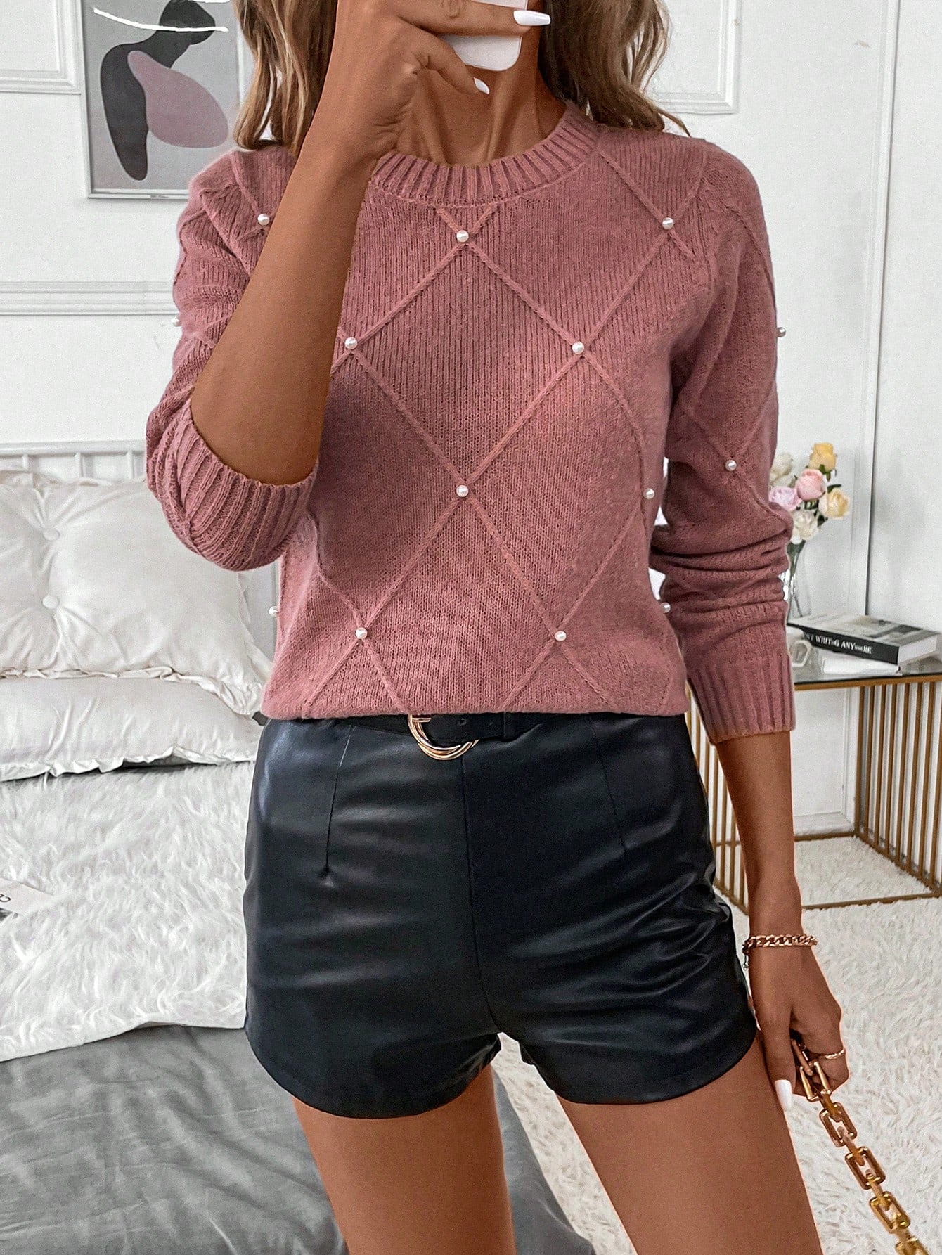 Chic Pearl Sweater - Winter Style & Special