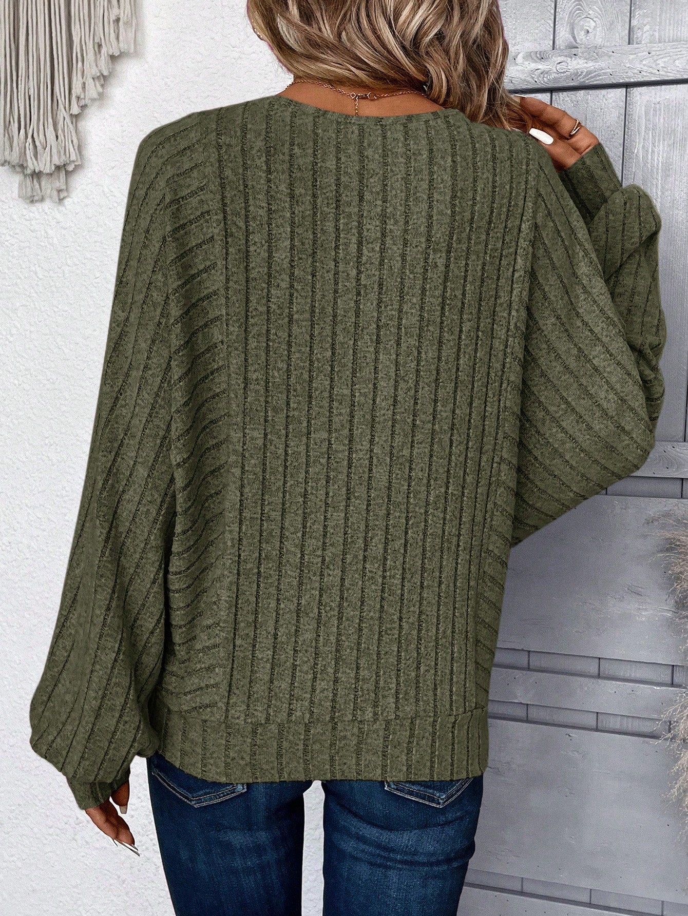 Cozy Chic: LUNE Apricot Loose Rib Knit Long Sleeve Sweatshirt for Women