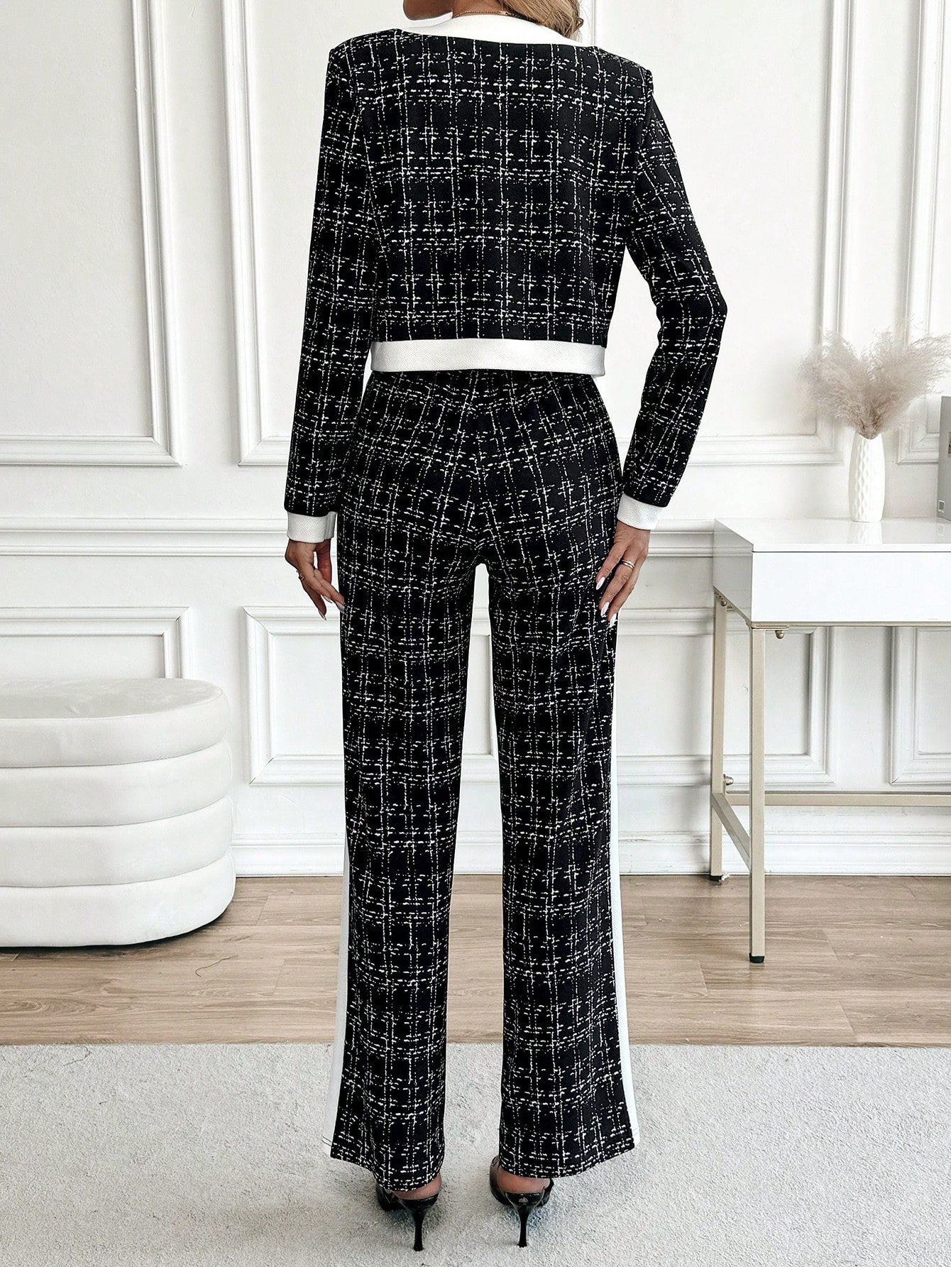 Chic Autumn-Winter Women's 2-Piece Set: Elegant Contrast Trim Button-Front Shirt and Tailored Pants