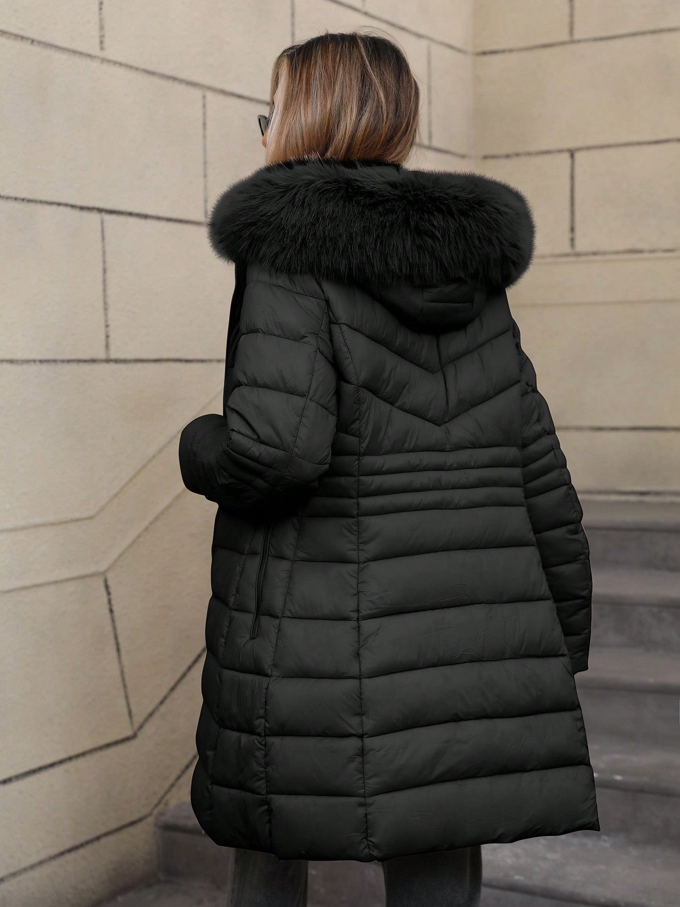 Cozy Chic: Jacket with Pockets for Everyday Comfort